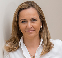 Angelika Fontes
